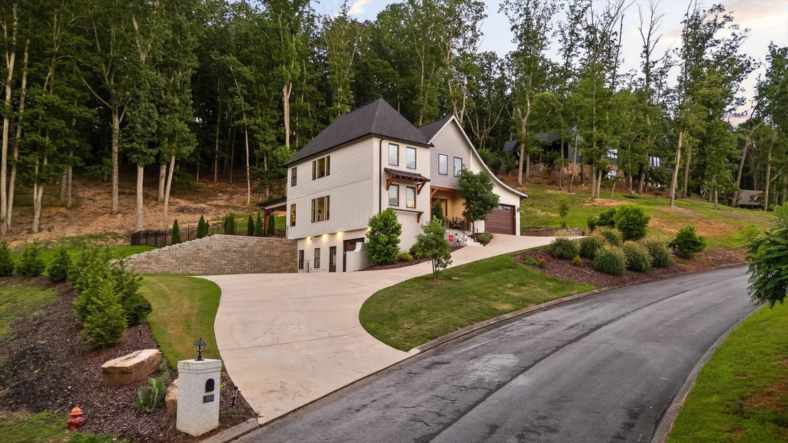Photo of 9962 Caseview Drive