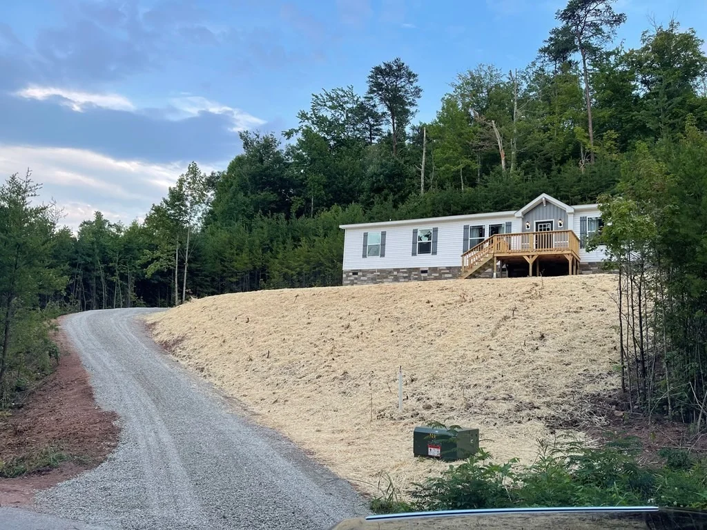 Photo of 1348 Bluets Road