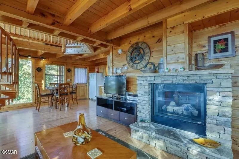 Photo of 2131 Paradise View Way