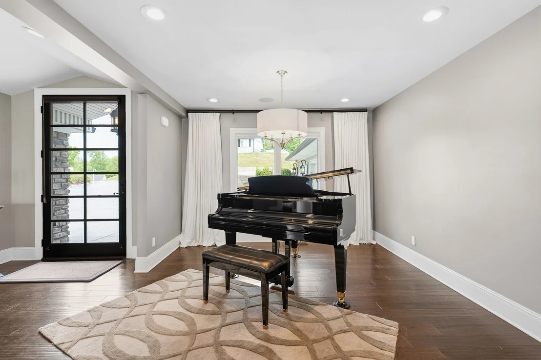 Photo of 401 Pollard Cir