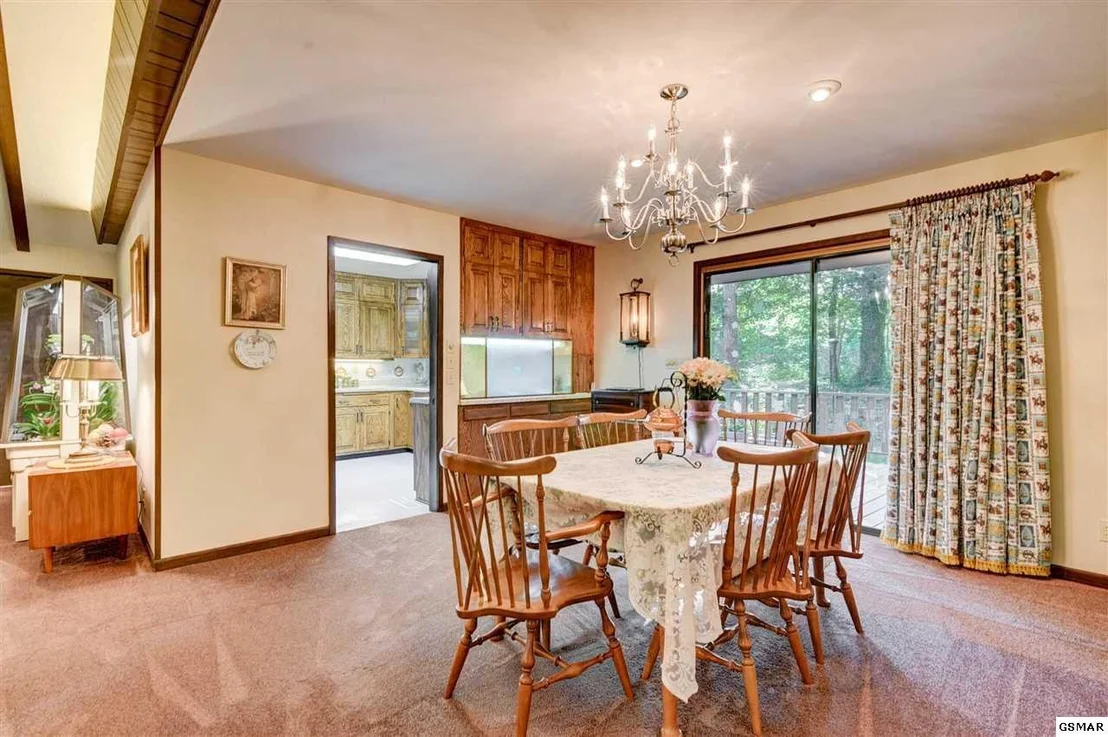 Photo of 1646 White Oak Drive