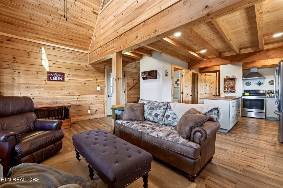 Photo of 121 Bluegill Rd
