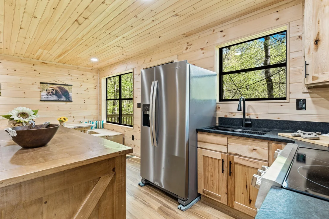Photo of 1080 Shell Mountain Road