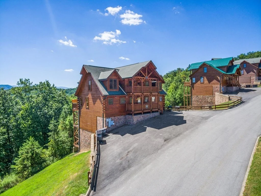 Photo of 2736 Mountain Preserve Drive
