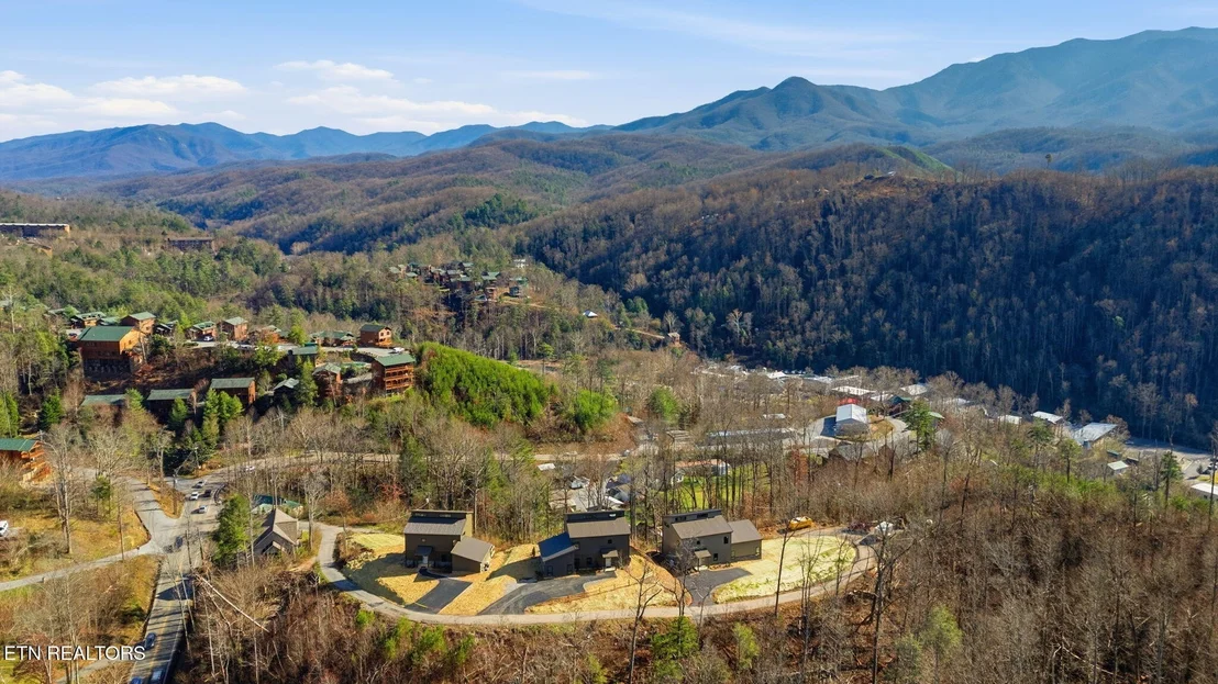 Photo of 638 Ridge Top Loop