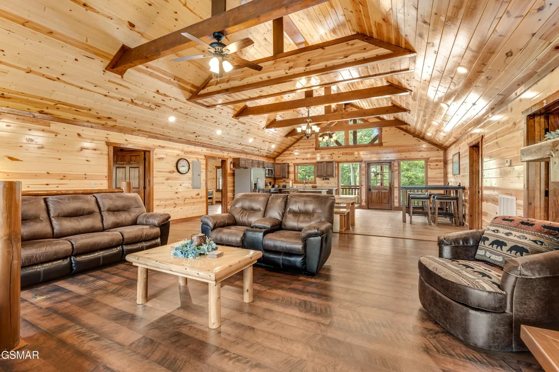 Photo of 2586 Rogers Way