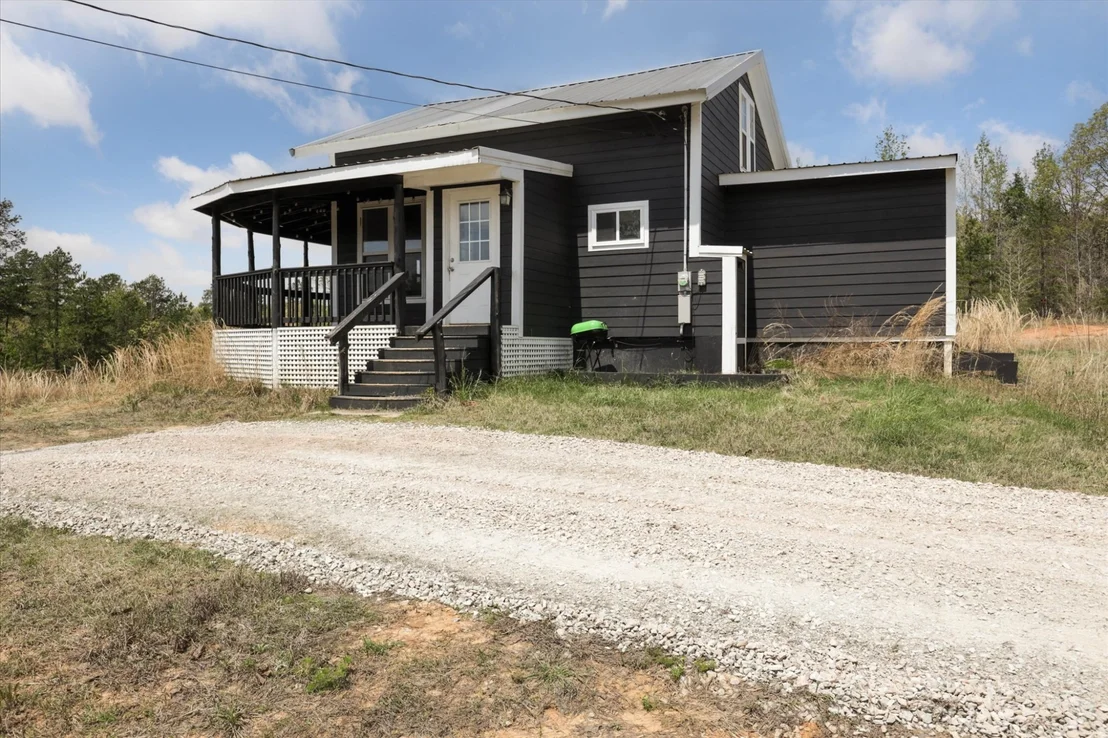 Photo of 320 Stewart Rd