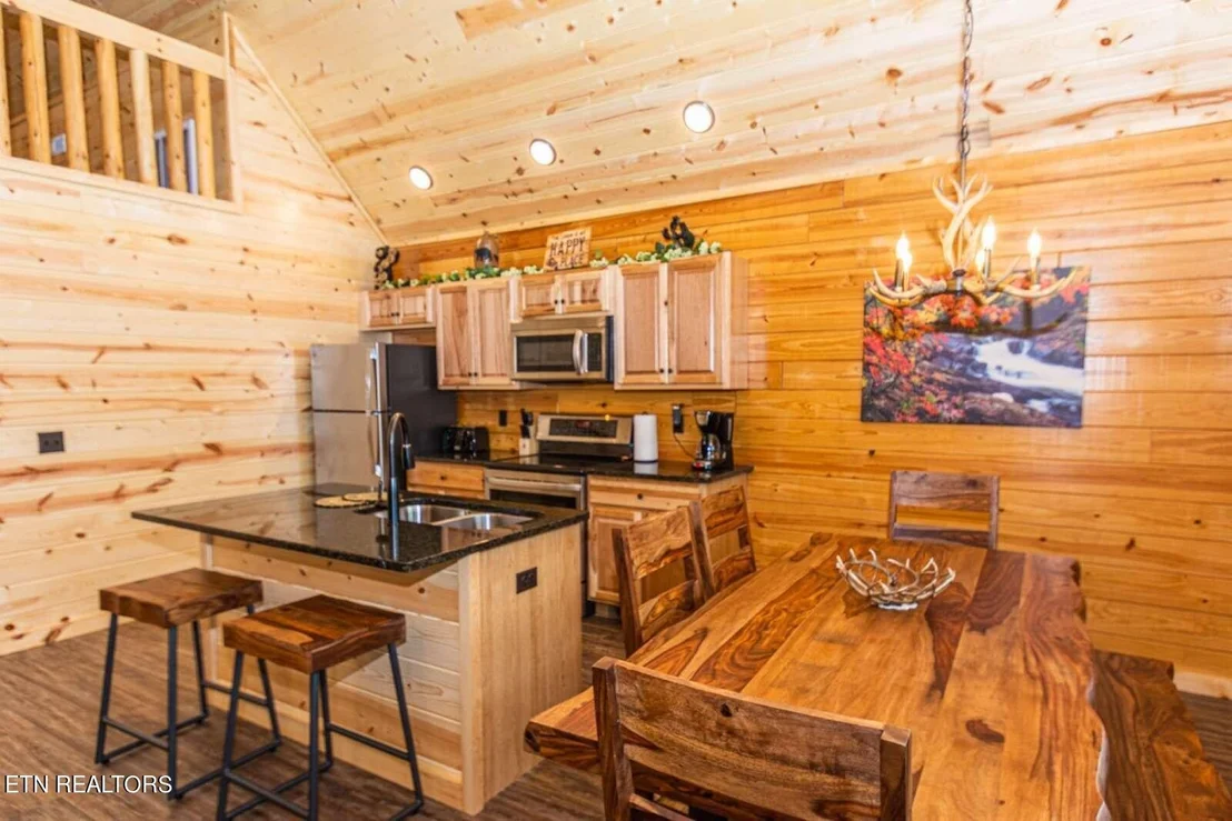 Photo of 220 Forrest Loop Way