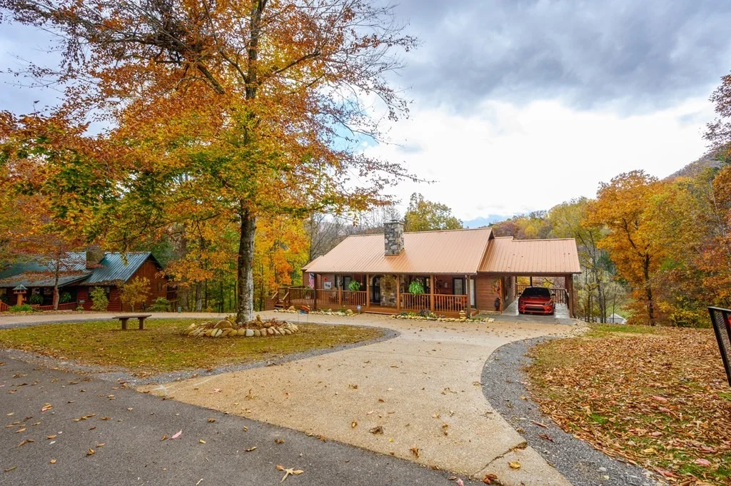 Photo of 3833 Saddle Brook Way