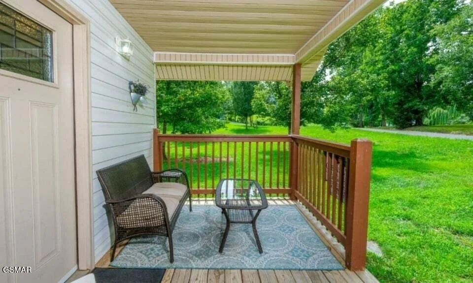 Photo of 2242 Green Acres Circle