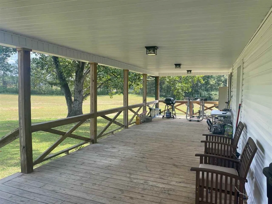 Photo of 185 QUALLS RD