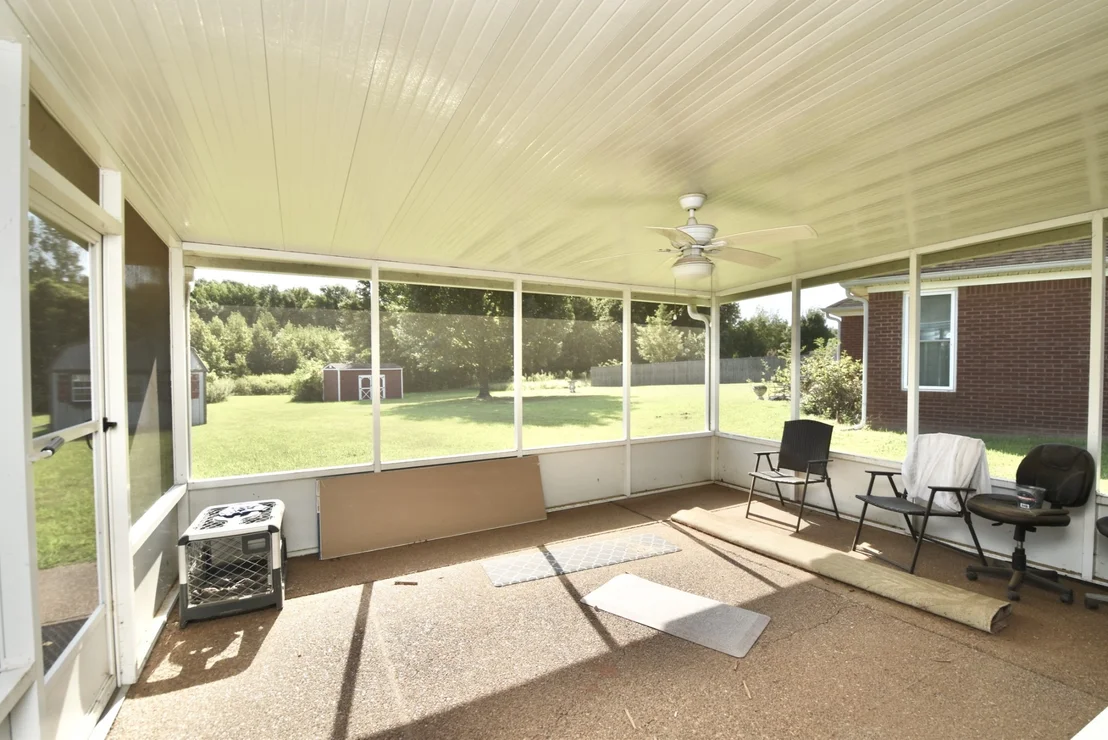 Photo of 114 Roxbury Dr