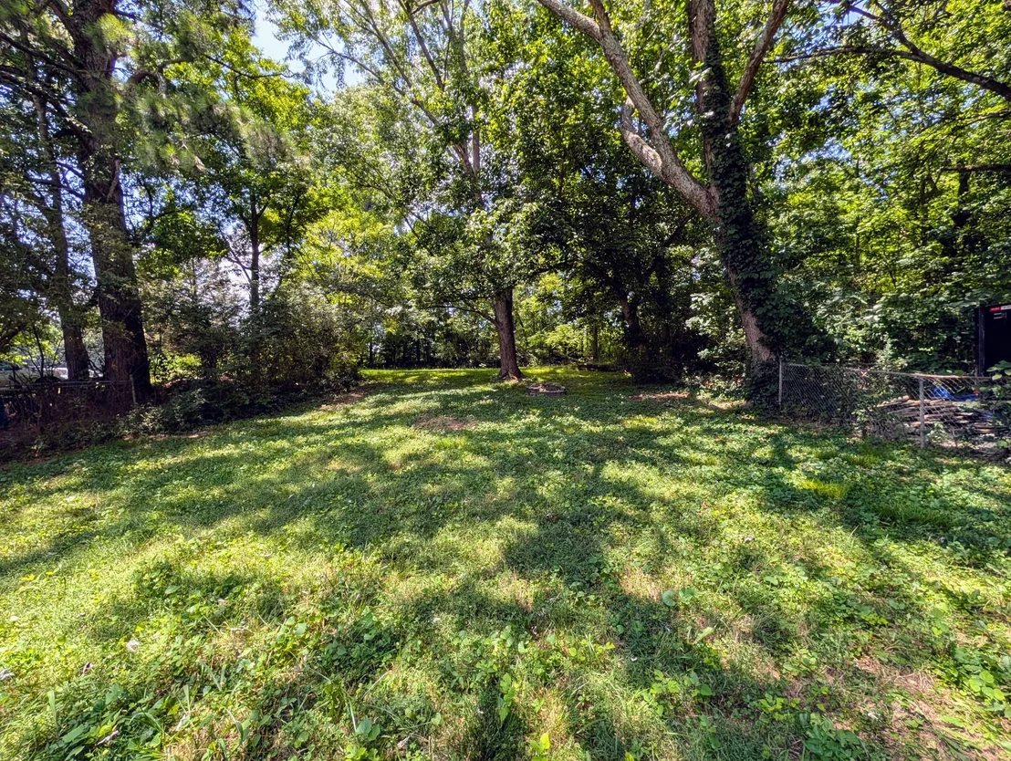 Photo of 125 Dixie Dr NE