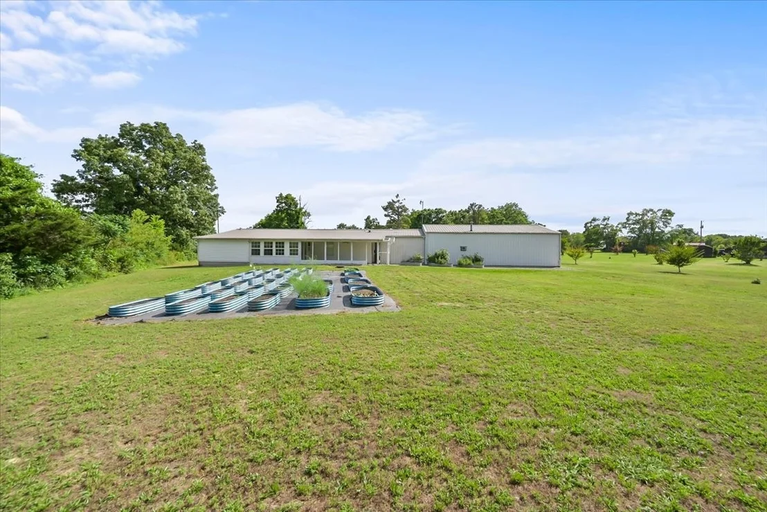 Photo of 289 Cedar Park Dr