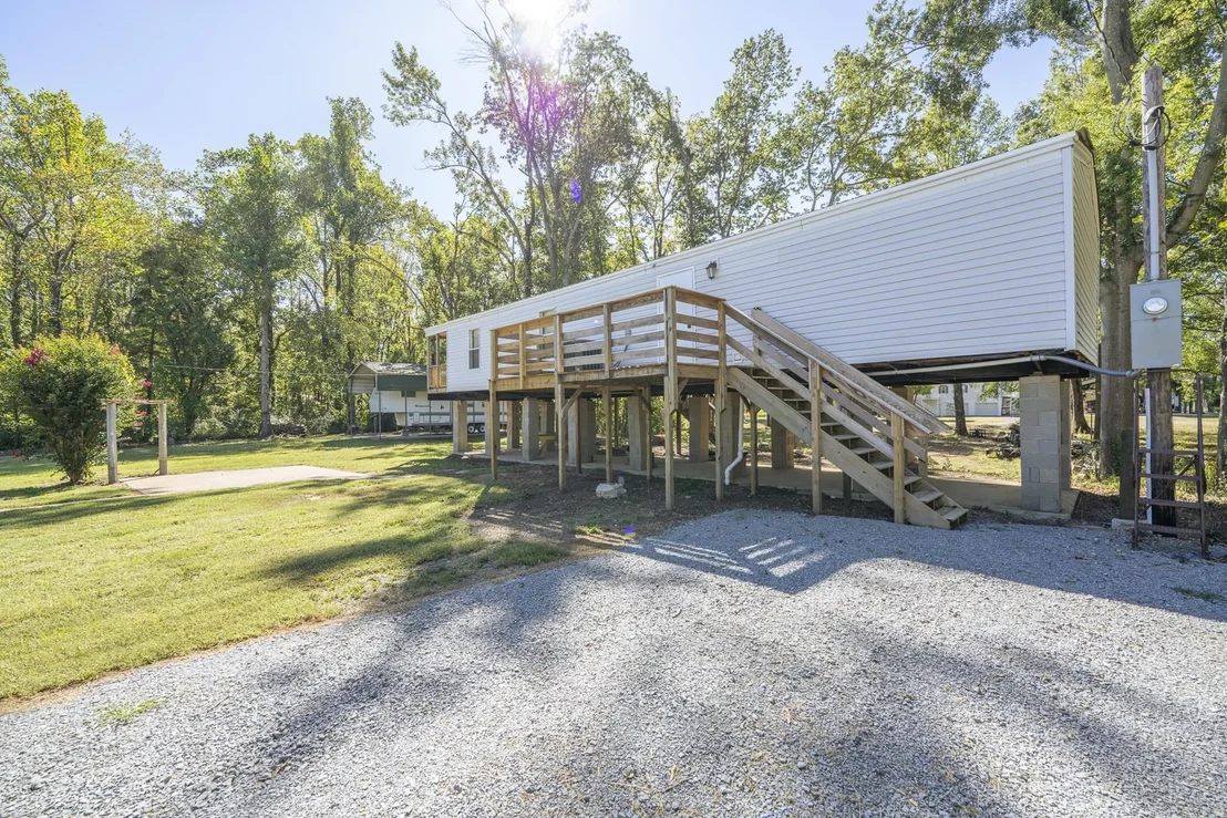 Photo of 285 BELLIS RD