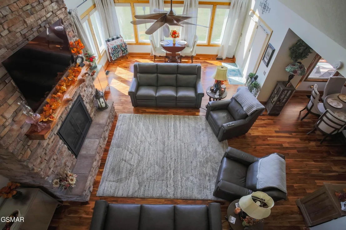 Photo of 3450 Valley View Road