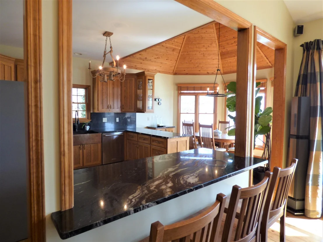 Photo of 950 Holtsinger Drive