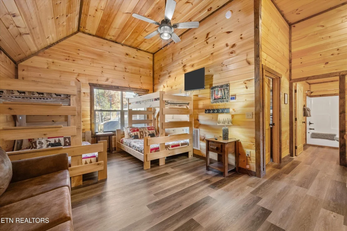 Photo of 3165 Bear Mountain Lane