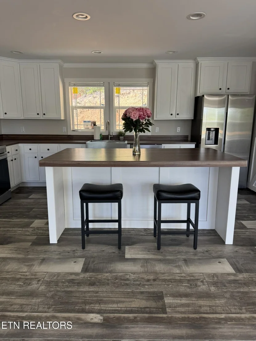 Photo of 1530 Alpine Drive