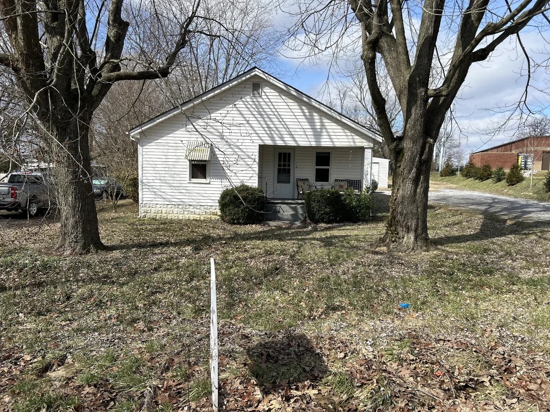 Photo of 105 Shannon Ln
