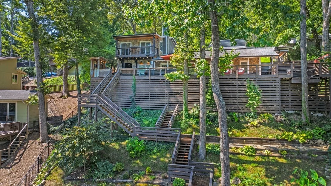 Photo of 7421 Savannah Dr