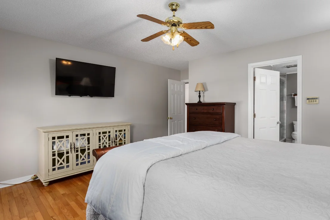 Photo of 103 Oakview St