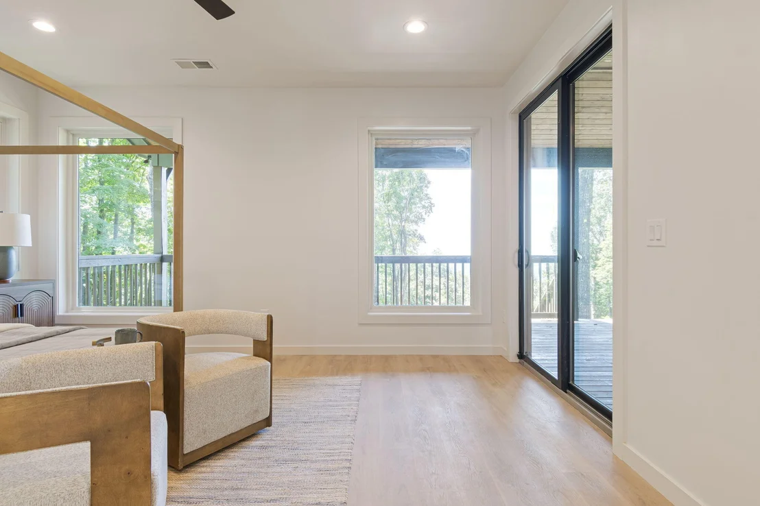 Photo of 824 Valley View Drive