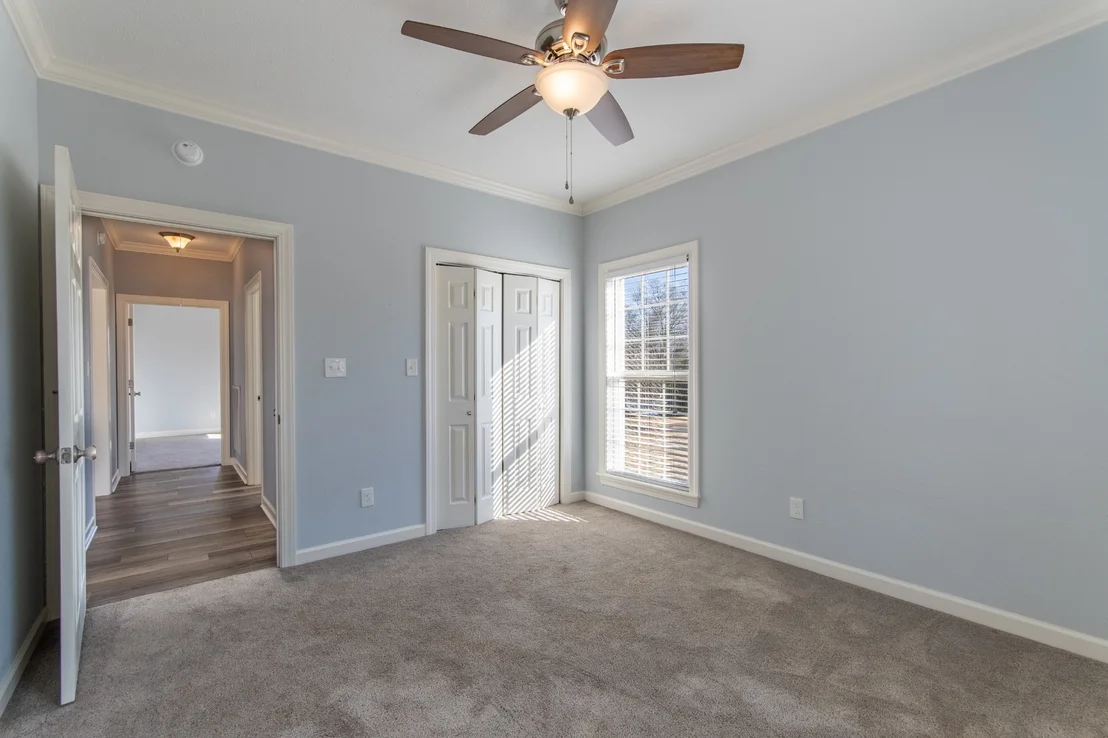Photo of 320 Cobblestone Dr