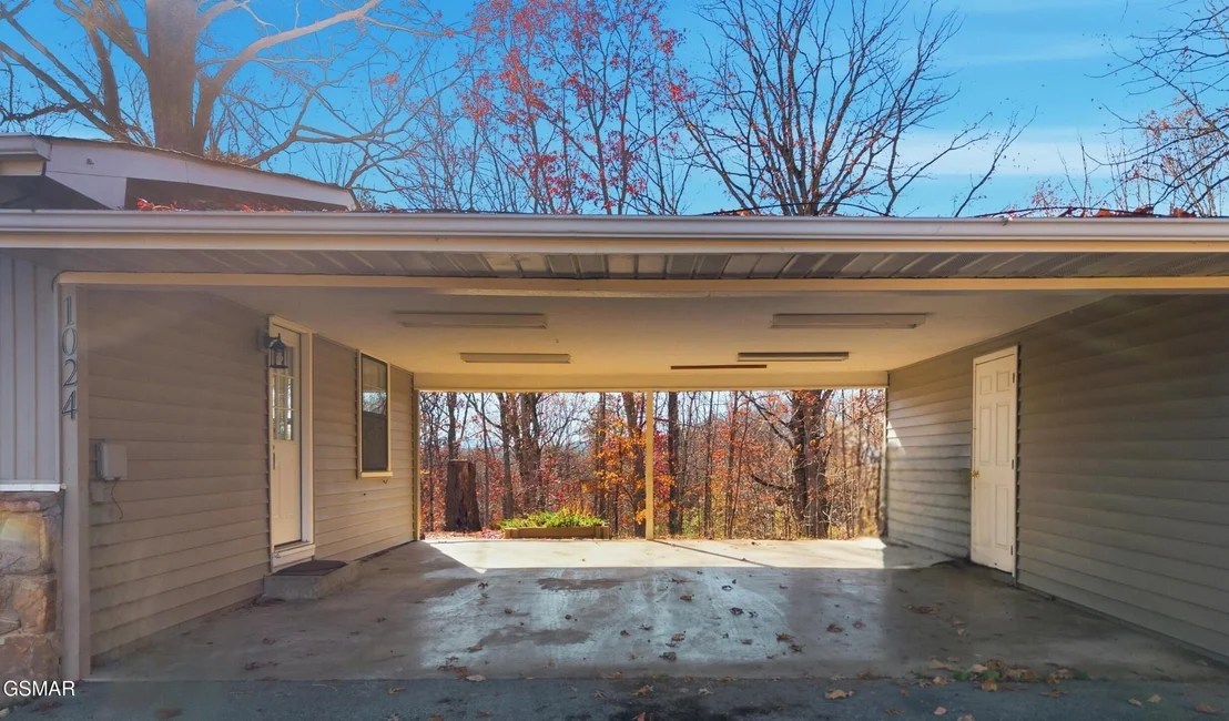 Photo of 1024 Tramel Road