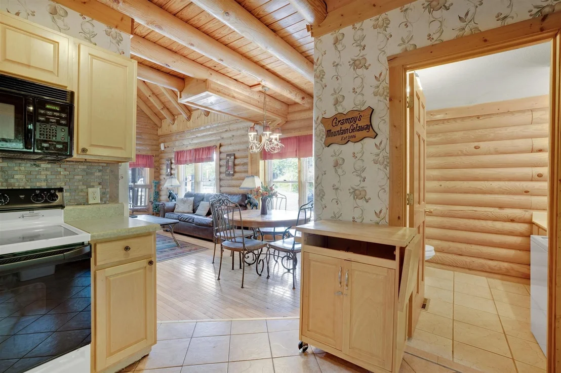 Photo of 723 Golf View Blvd