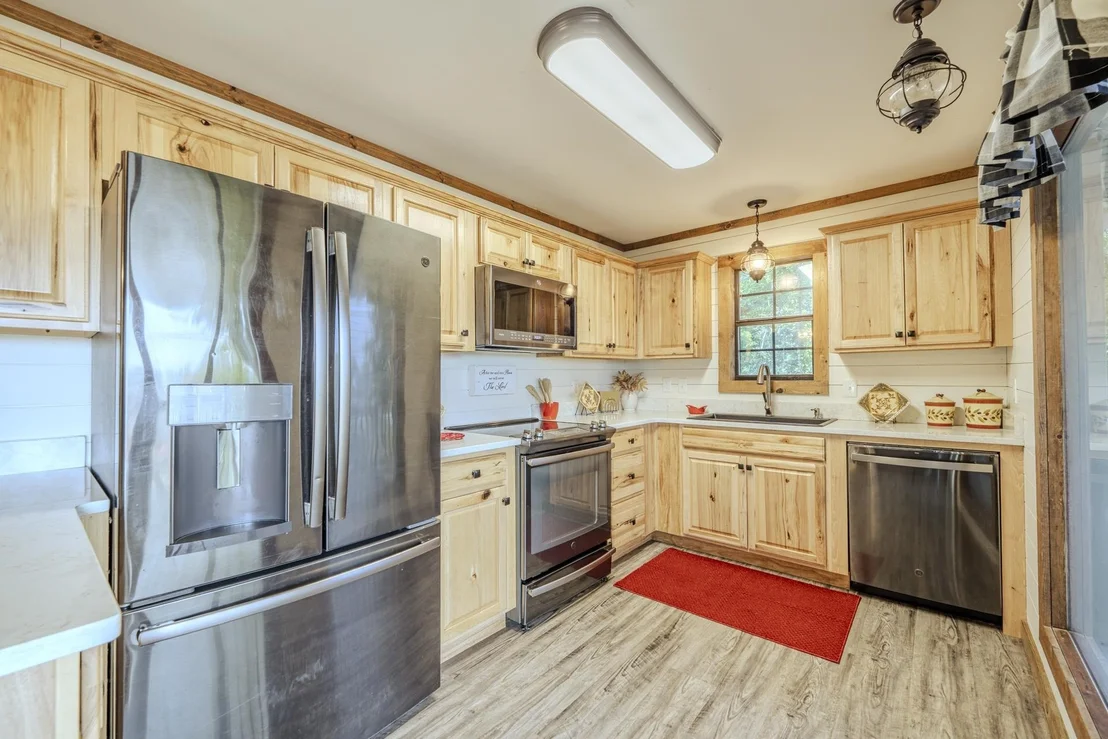 Photo of 649 NARROWS LN