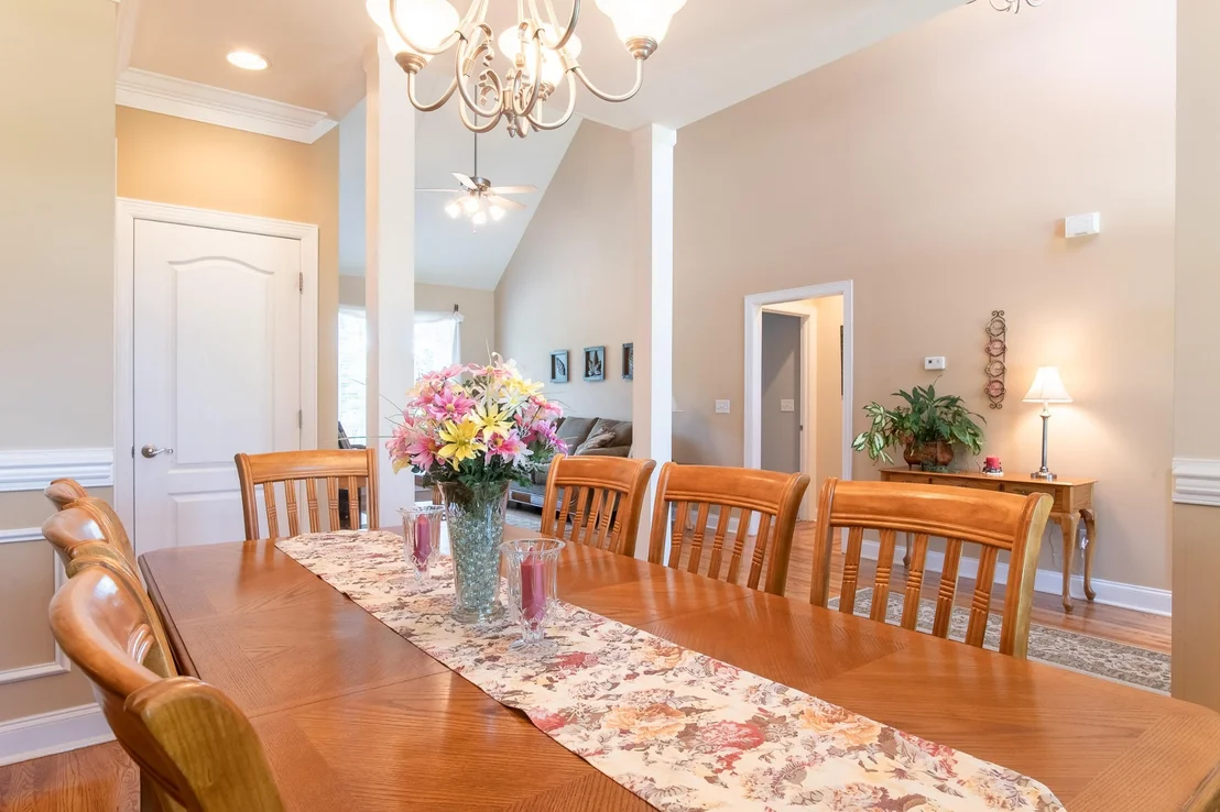 Photo of 425 Wildewood Trail