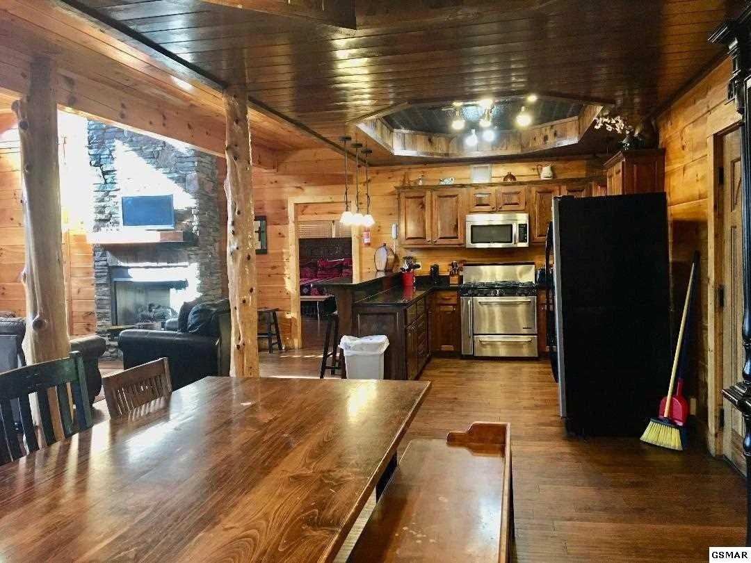 Photo of Unit MEMORYMAKERLODGE at 326 Alpine Mountain Way
