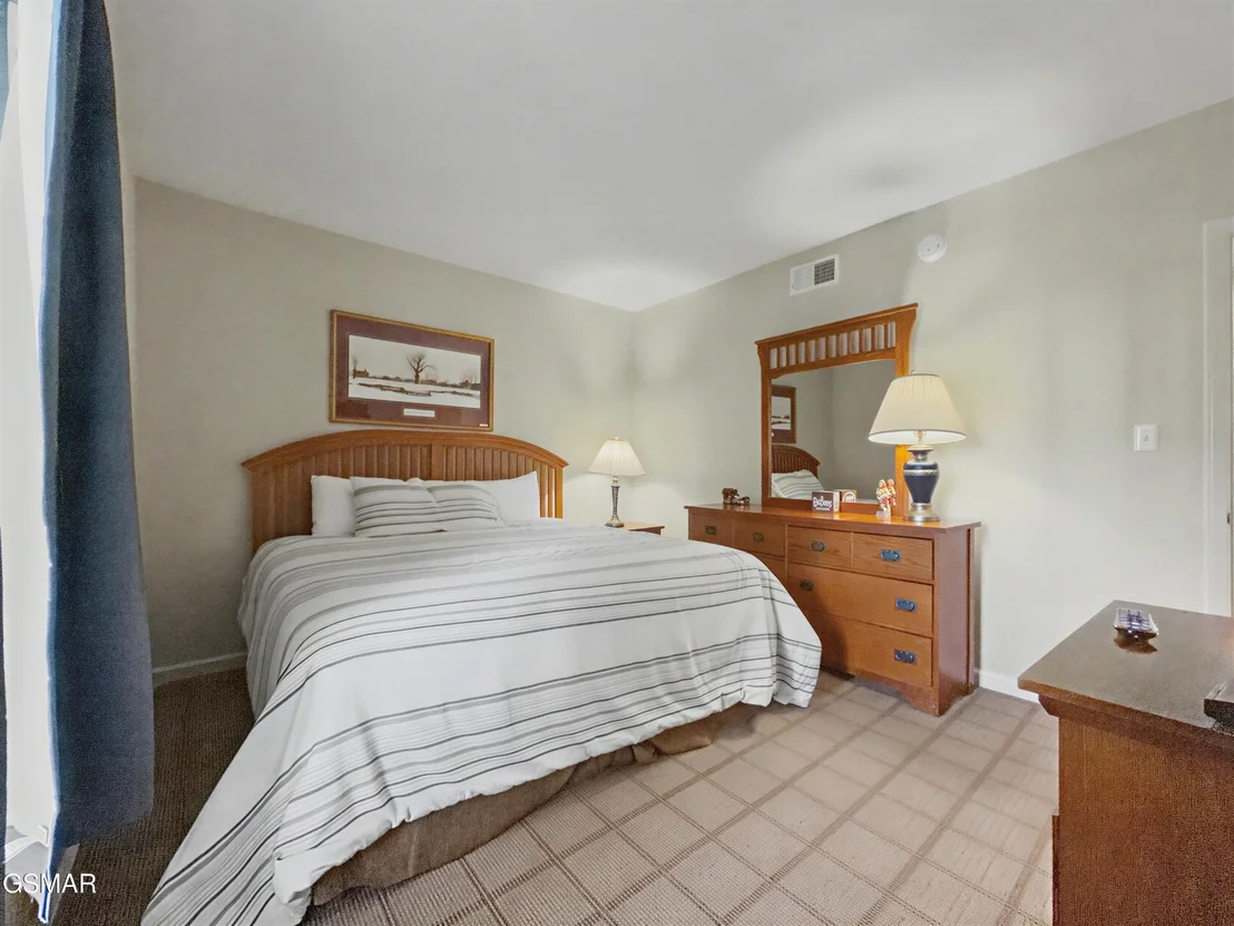 Photo of Unit UNIT424 at 205 Ogle Drive