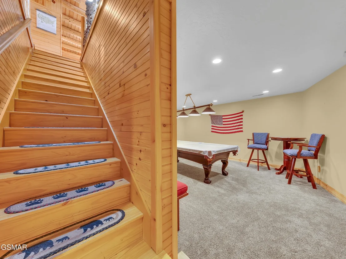 Photo of 838 Pinnacle Drive
