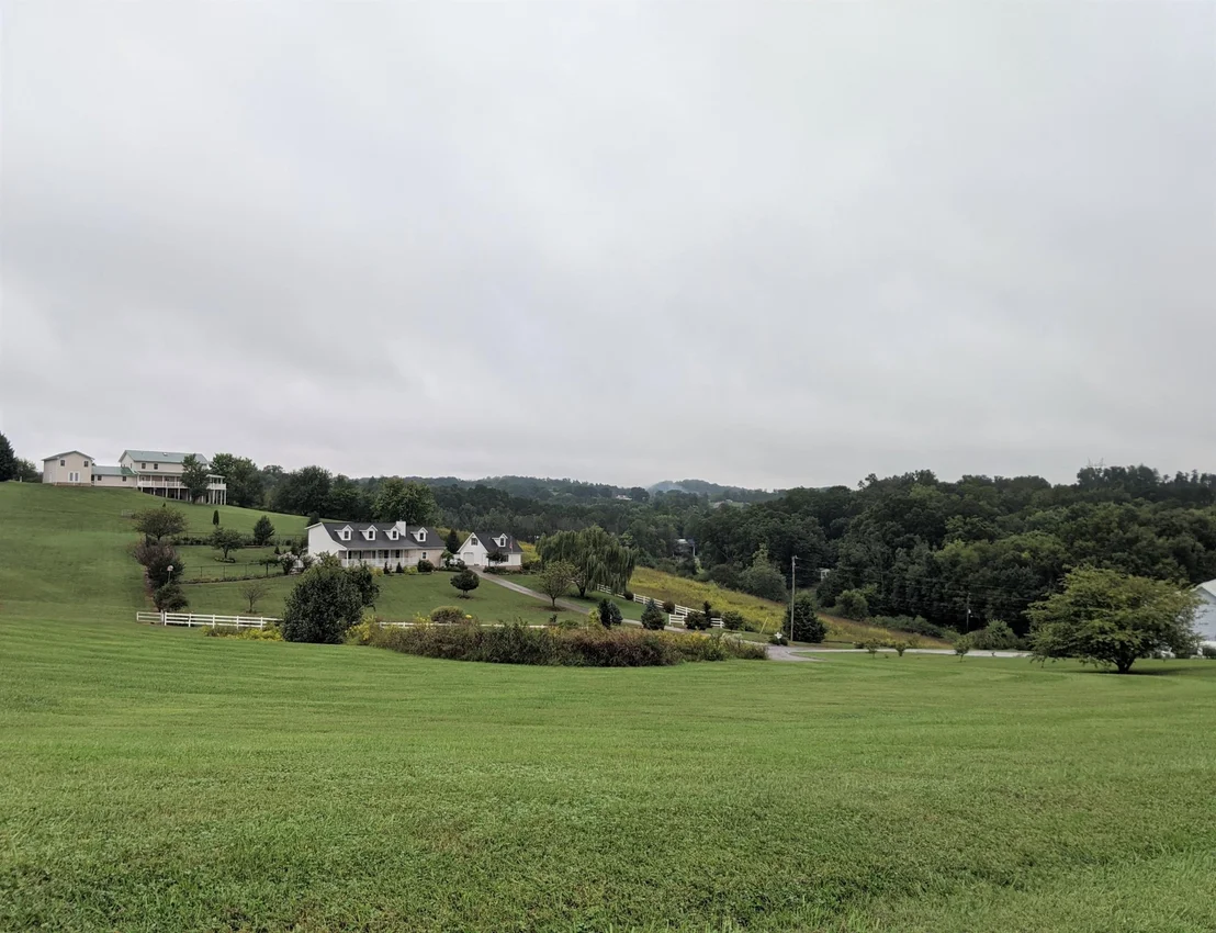 Photo of 110 Golf View Blvd
