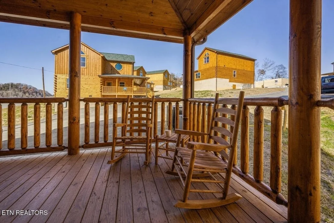 Photo of Unit 1 at 304 City View Way