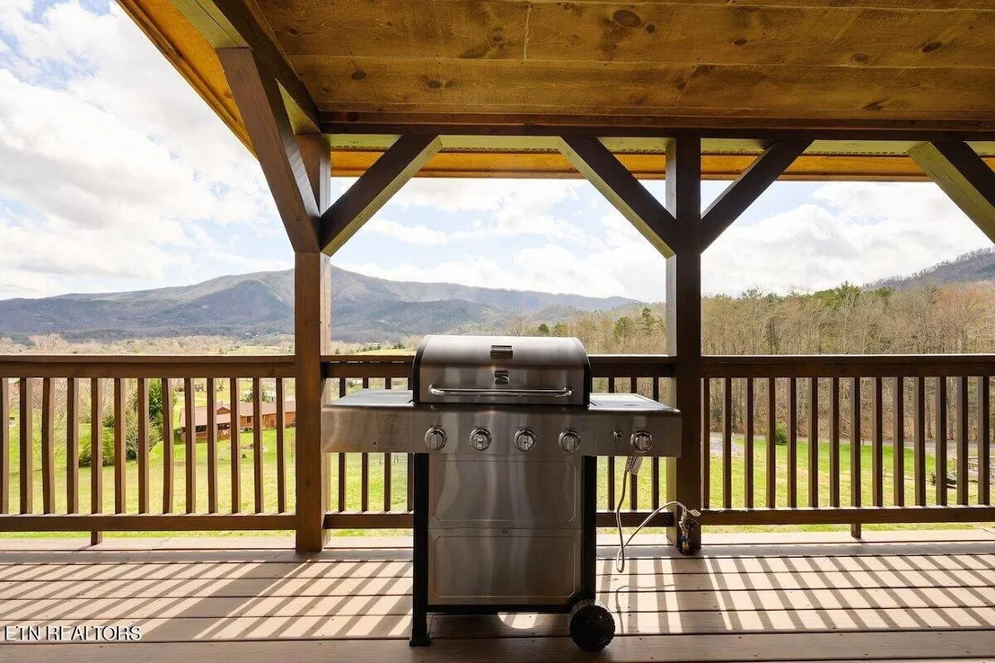 Photo of 4032 Roundtop Drive