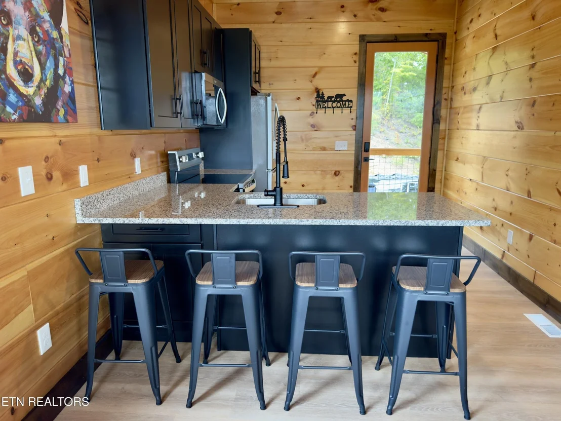 Photo of 2412 Mountain Ridge Way