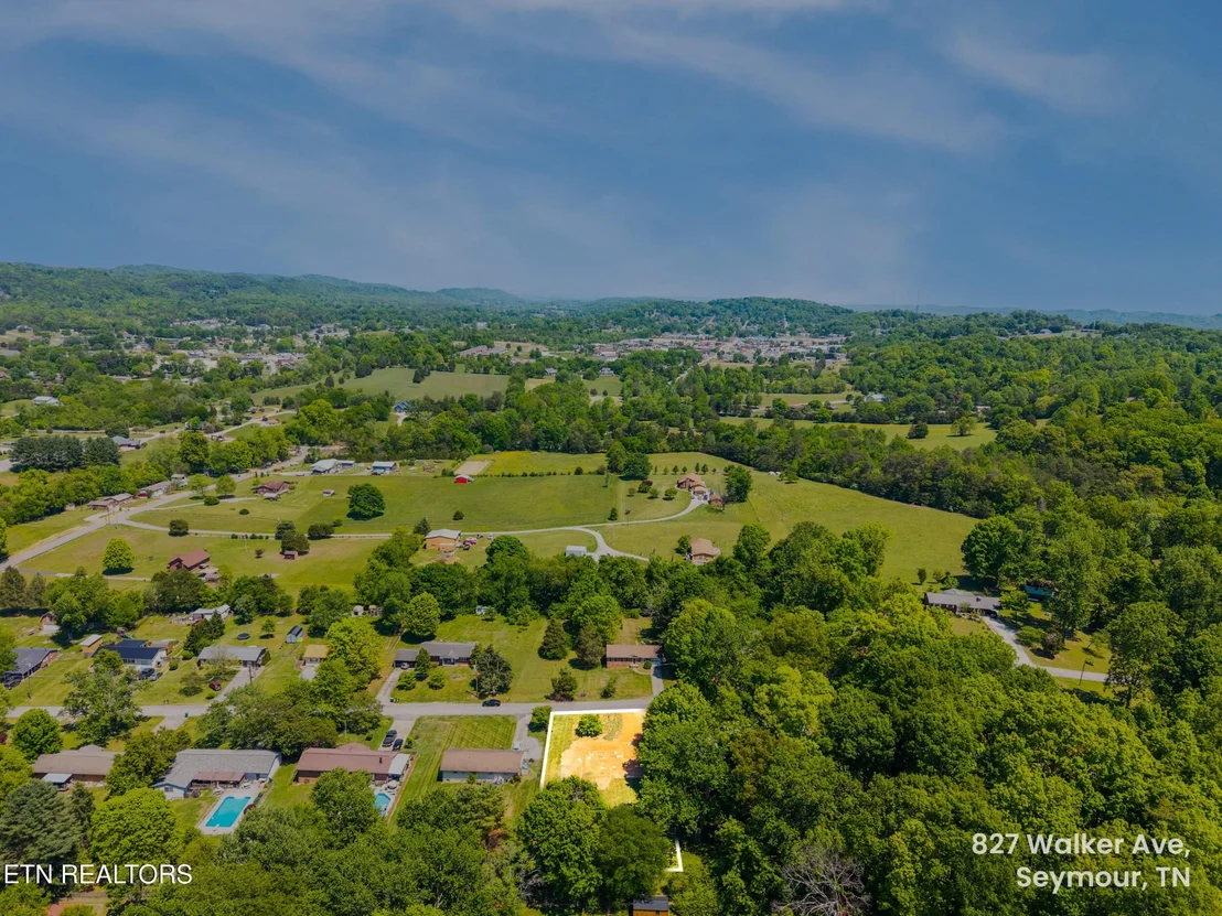 Photo of 827 Walker Ave
