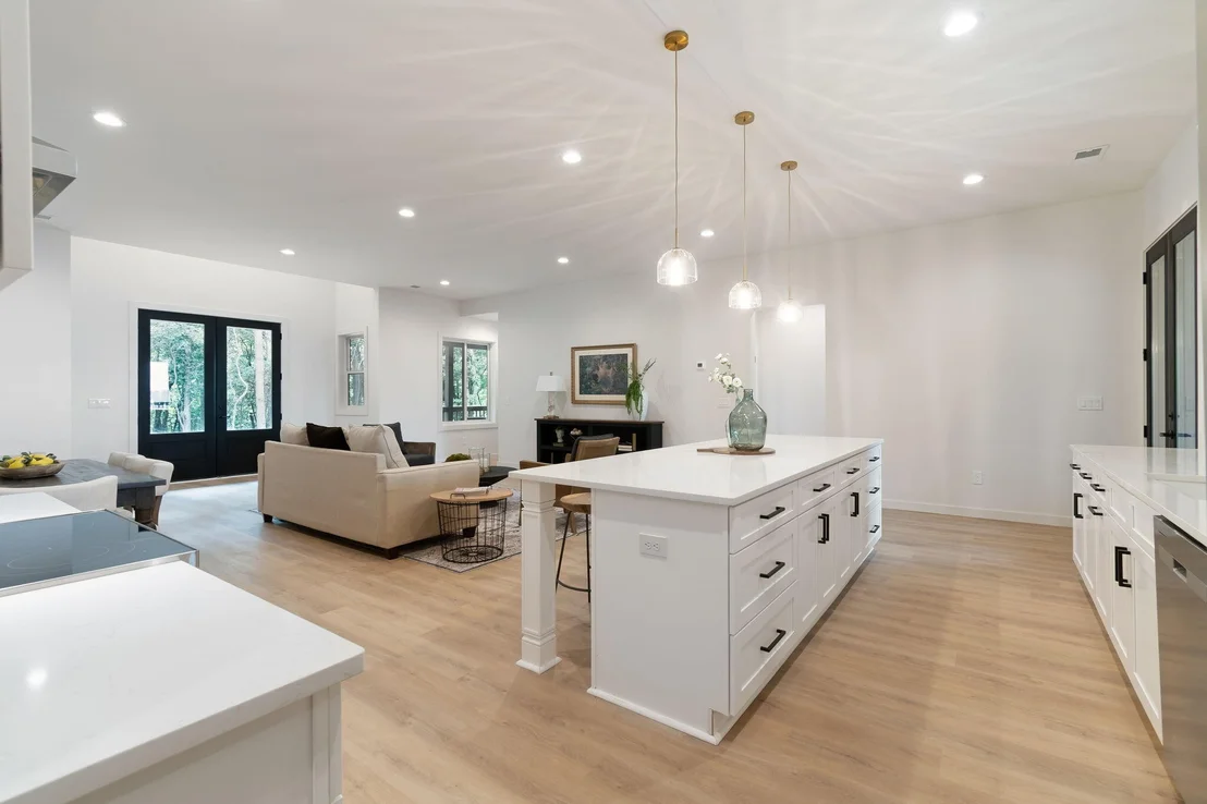 Photo of 900 Valley View Drive