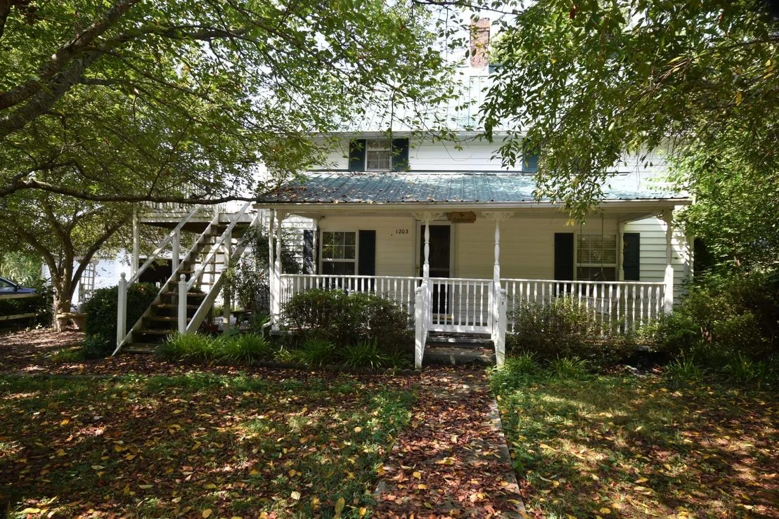Photo of 1203 McConnell Rd