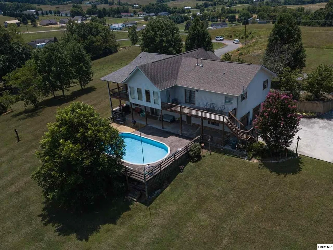 Photo of 160 Estele Drive