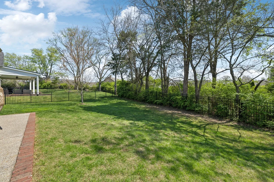 Photo of 7025 Headwaters Dr