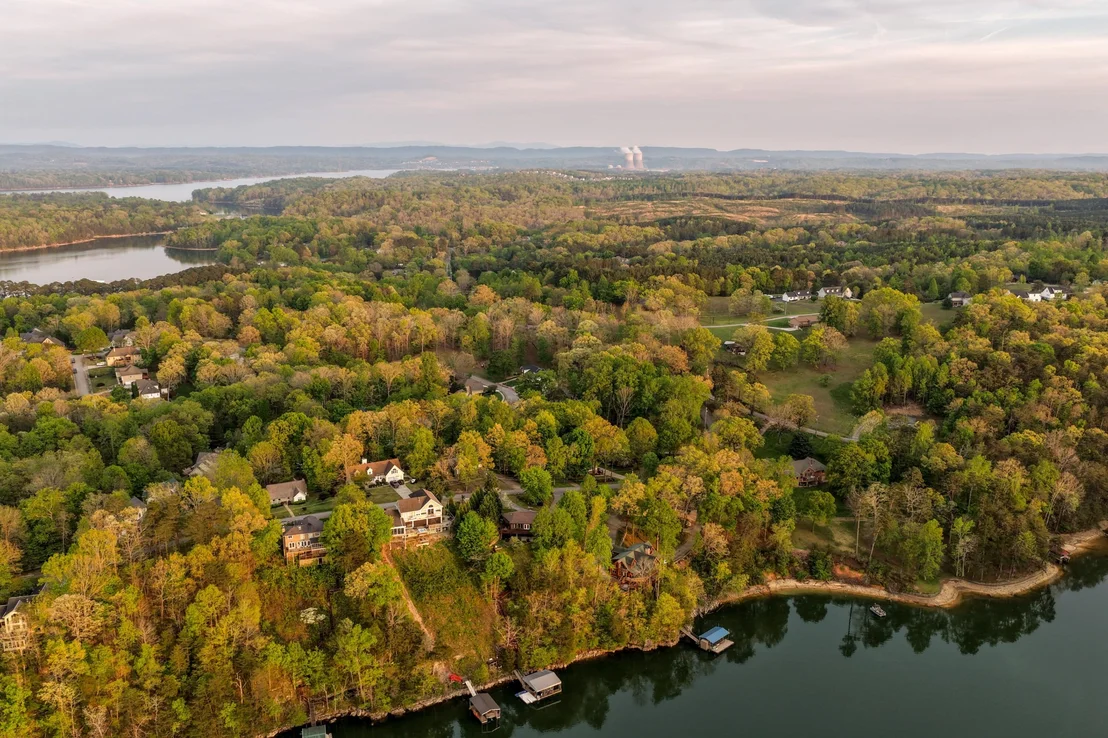 Photo of 979 Clift Cave Road