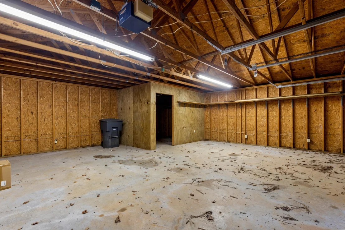 Photo of 446 Jamestown Road
