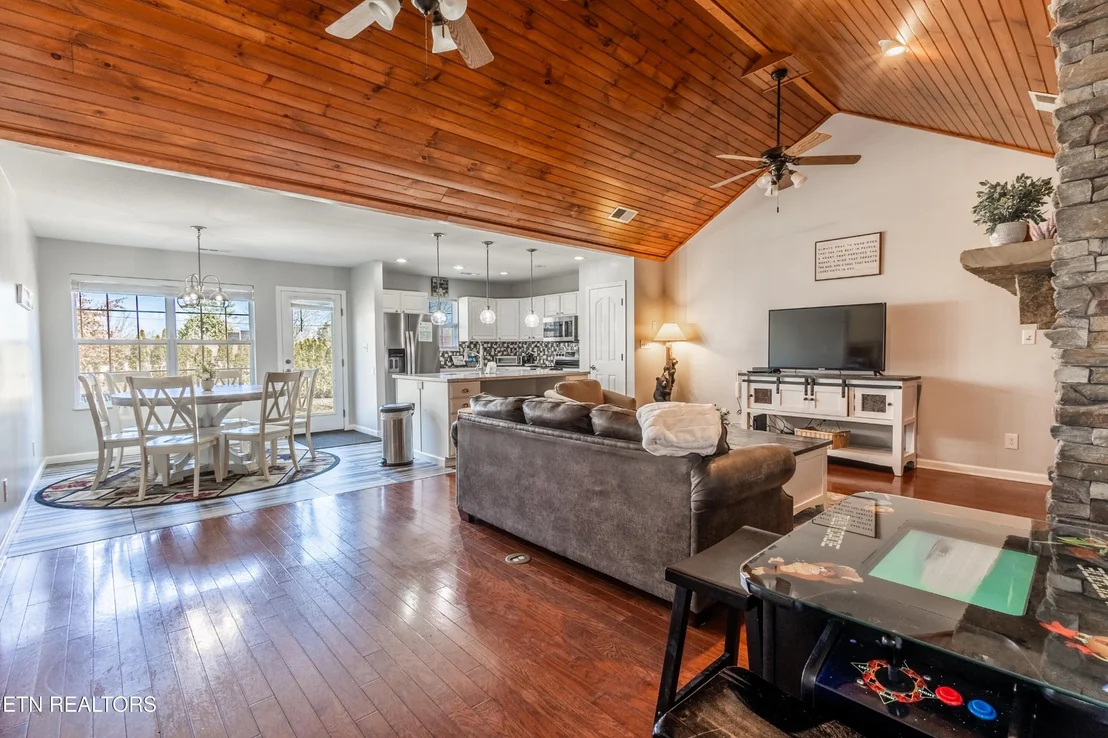 Photo of 342 Meriwether Way