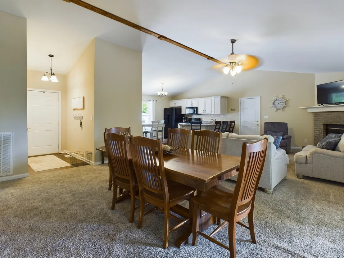 Photo of 73 Mingo Dr