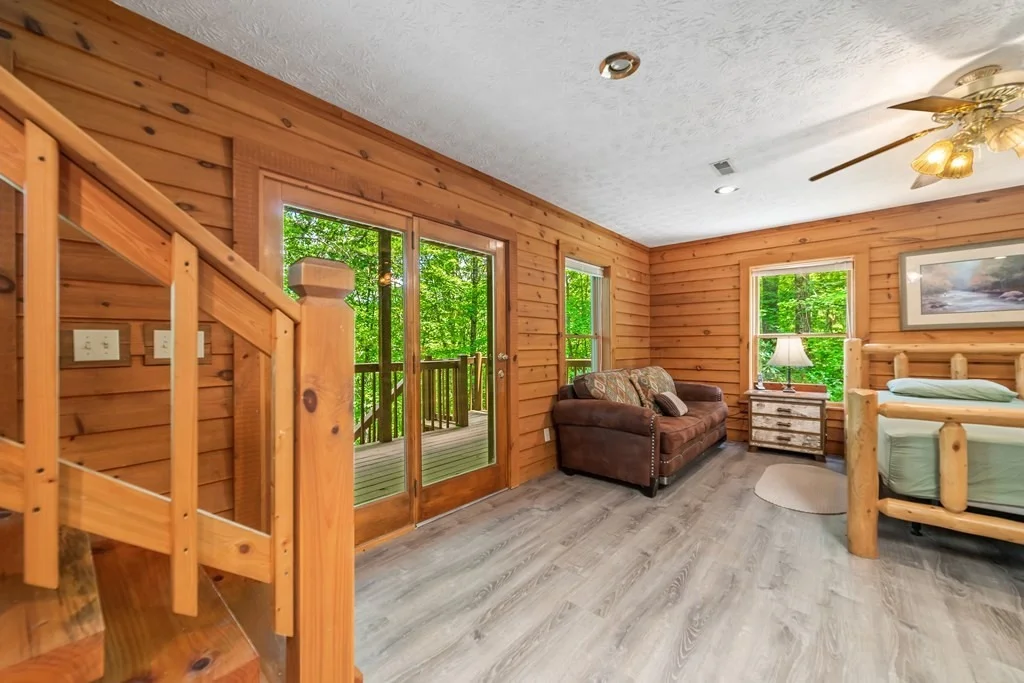 Photo of 4226 Chamberlain Lane