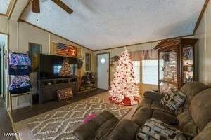 Photo of 3277 Phillips Flats Road
